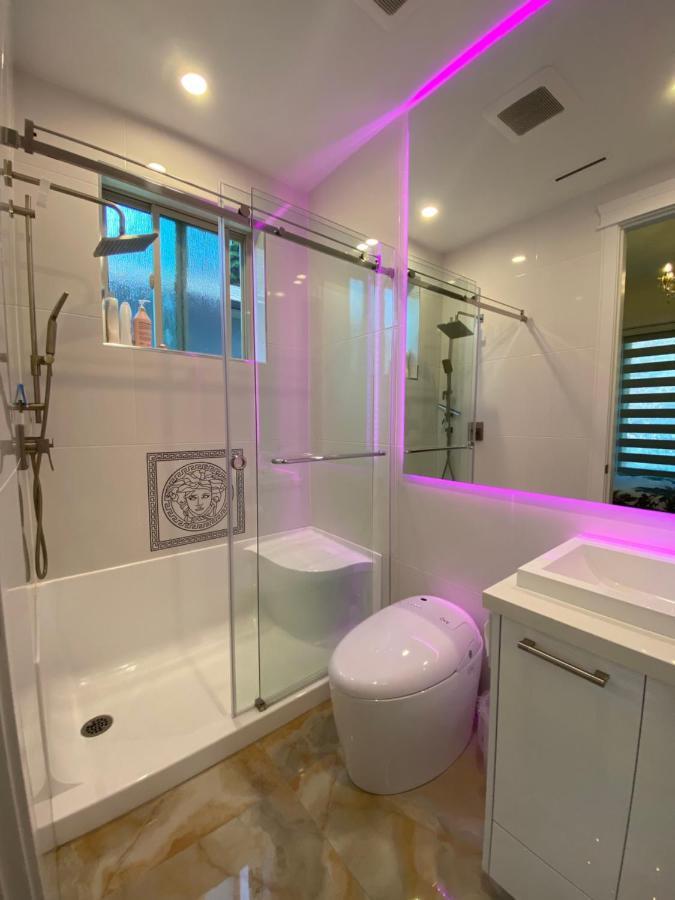 Milano Luxury Suites Vancouver Eksteriør bilde